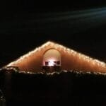 Mi casa iluminá Lugar: Calle Laurel, 1 Materiales utilizados: Luces