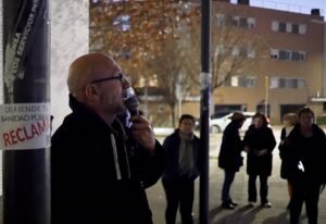 Rivas con la Sanidad Pública declara a Ayuso "Persona Non Grata"