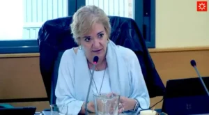 Marisa Pérez (PSOE) en el Pleno de marzo de 2024.