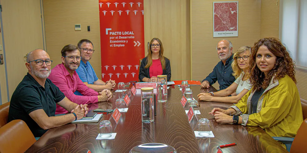 Sindicatos, empresariado y Ayuntamiento firman el Pacto Local por el Desarrollo Económico y el Empleo de Rivas.PUBLIO DE LA VEGA