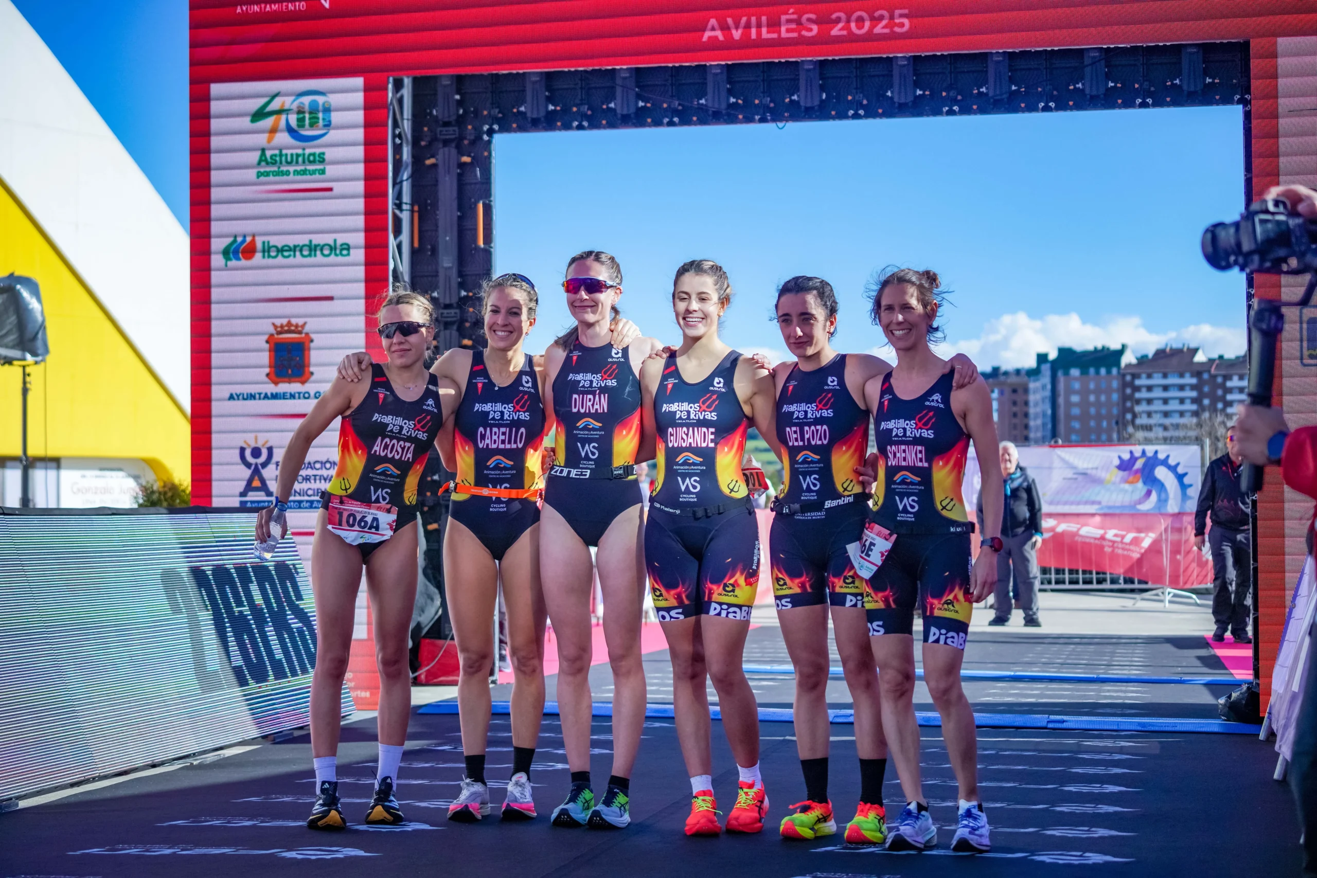 Boletin-06-25-Diablillos-de-Rivas-8_9-Marzo-CCEE-Duatlón-contrarreloj-por-equipos-y-por-relevos-Foto Diablillos de Rivas se proclama campeonas de España en contrarreloj por equipos.