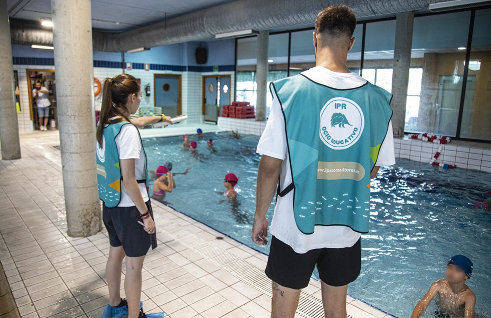 Campamento-verano-piscina Campamento verano piscina