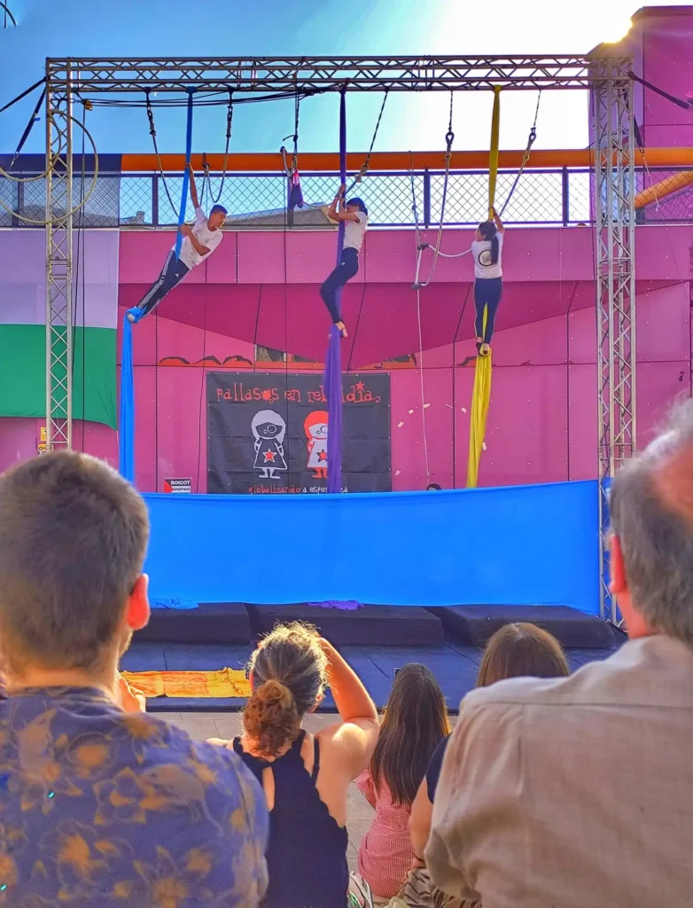 Pallasos en rebeldia y niños palestina