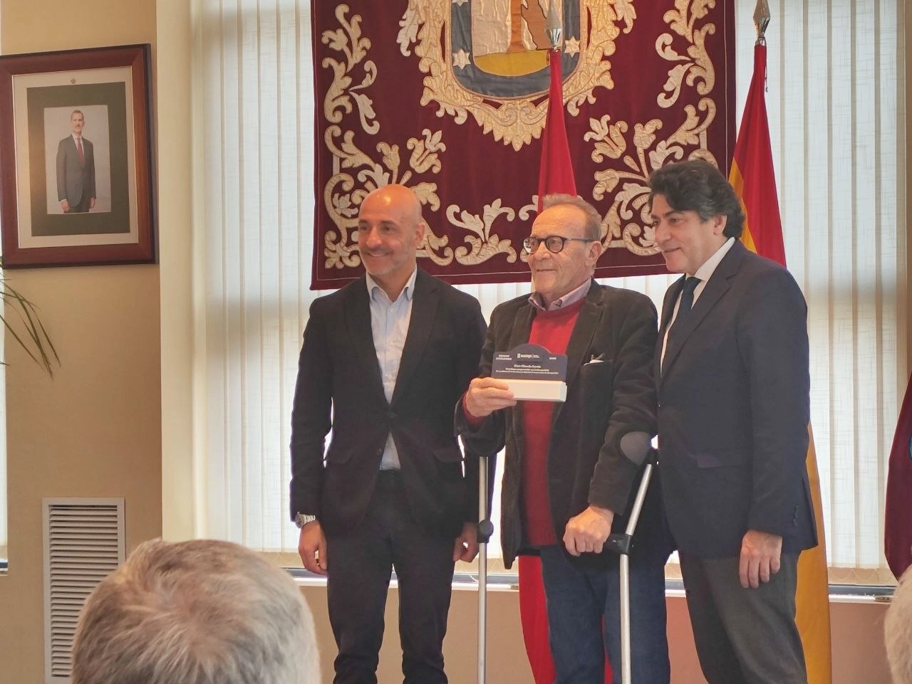 Premios Luchadores 2026 Nino Olmeda recibe el premio con Jesús Celada y David Pérez El ripense Nino Olmeda recibe el Premio Luchadores 2026