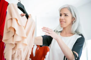 Casacas, blusas y blazer tienen muchas posibles combinaciones para esta primavera