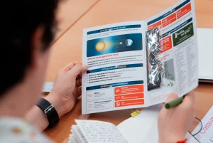 Folleto de la Comunidad de Madrid sobre el próximo eclipse.