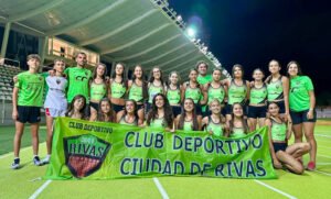 El equipo femenino sub 16 de Ciudad de Rivas, con el bronce autonómico