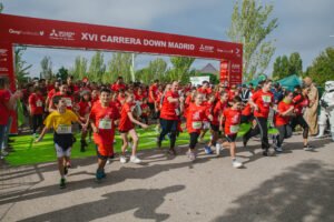 Salida de la XVI Carrera Down Madrid por la inclusión