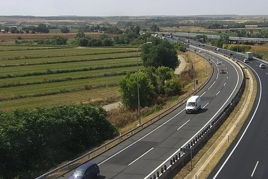 Servimedia-La DGT espera 4,7 millones de viajes en la primera operación salida del verano