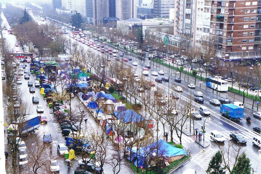 l Campamento de la Esperanza, levantado por los trabajadores de Sintel, en el paseo de la Castellana, de Madrid.