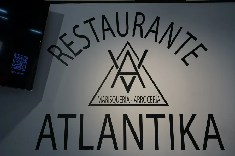 Logo del restaurante Atlántika.