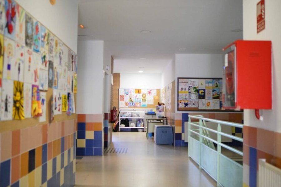 Aforo completo. Colegio de Rivas