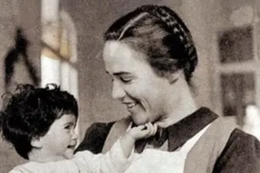 Mujeres singulares en plural: Memoria histórica