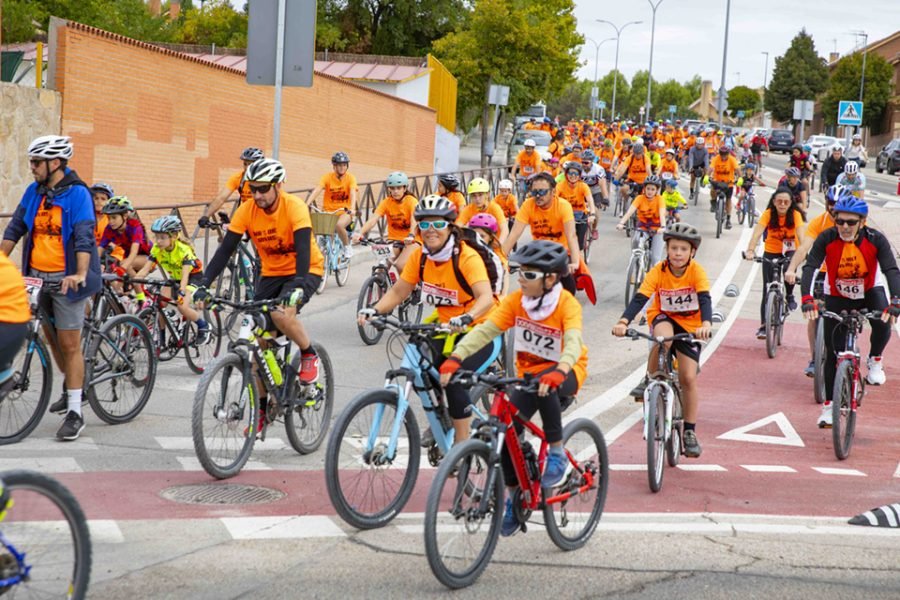 Participantes de la Fiesta de la Bicicleta de Rivas en una edición anterior