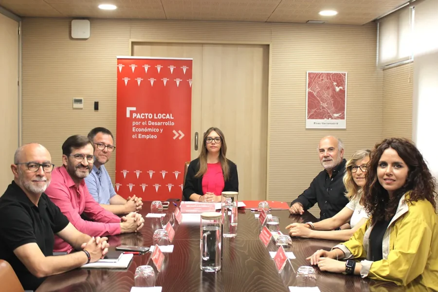 Rivas firma el Pacto Local por el Empleo