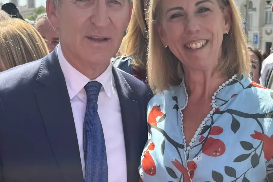 Janette Novo con Alberto Núñez Feijóo