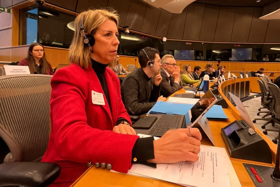 Janette Novo critica el carril bici de Rivas en el Parlamento Europeo