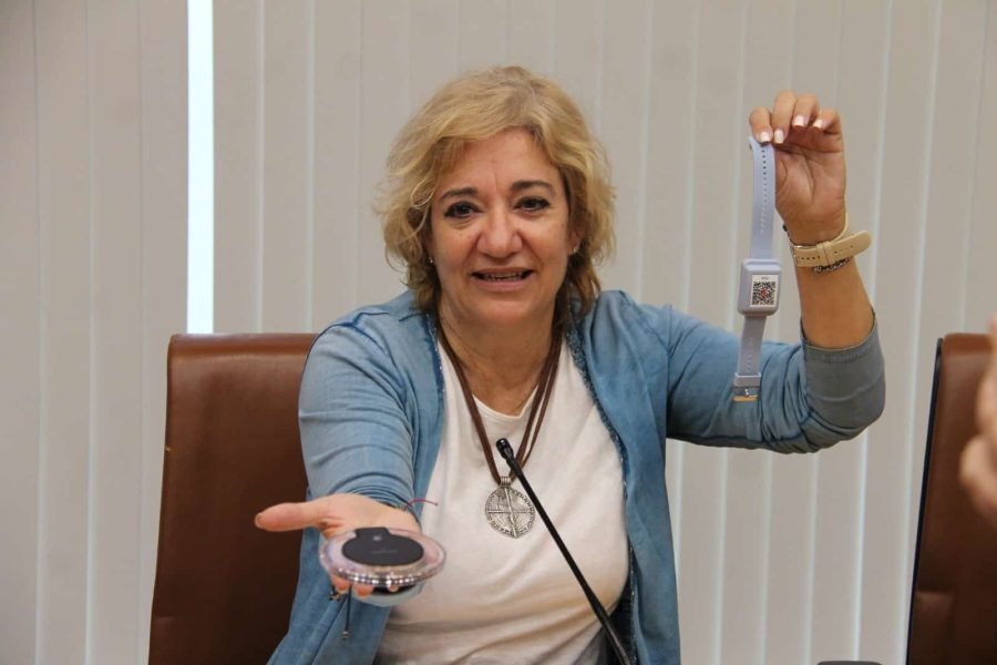 Marisa Pérez Presenta Las Pulseras De Localización (1)