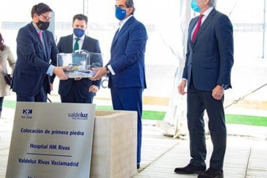 Primera-Piedra-Hospital-HM