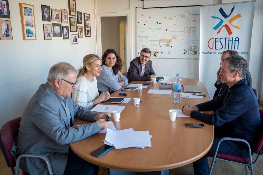 Reunión Yolanda Díaz GESTHA (1)