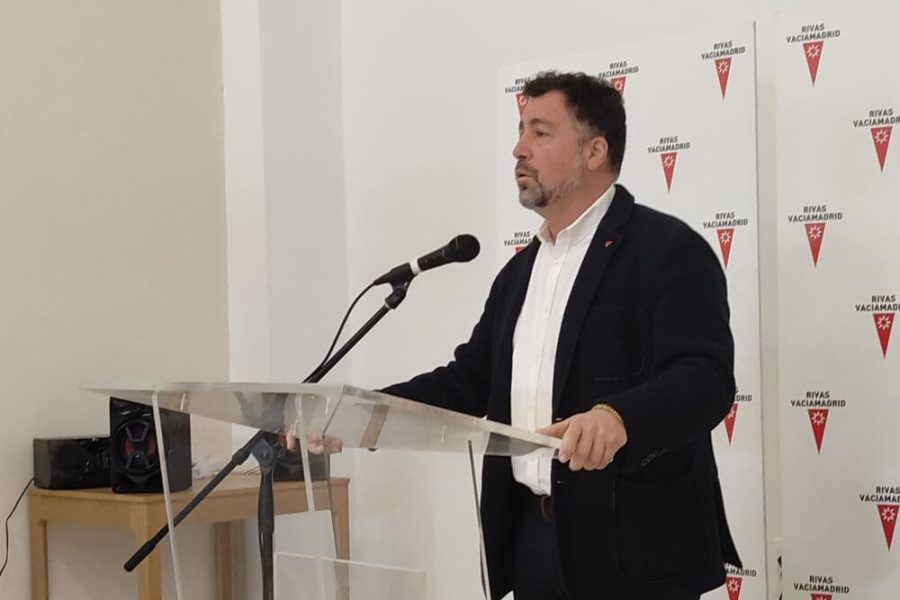 Pedro del Cura se presenta a una polémica plaza 