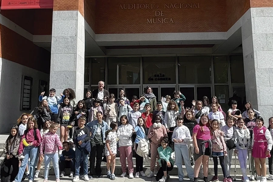 coro-cuncuna-amarilla