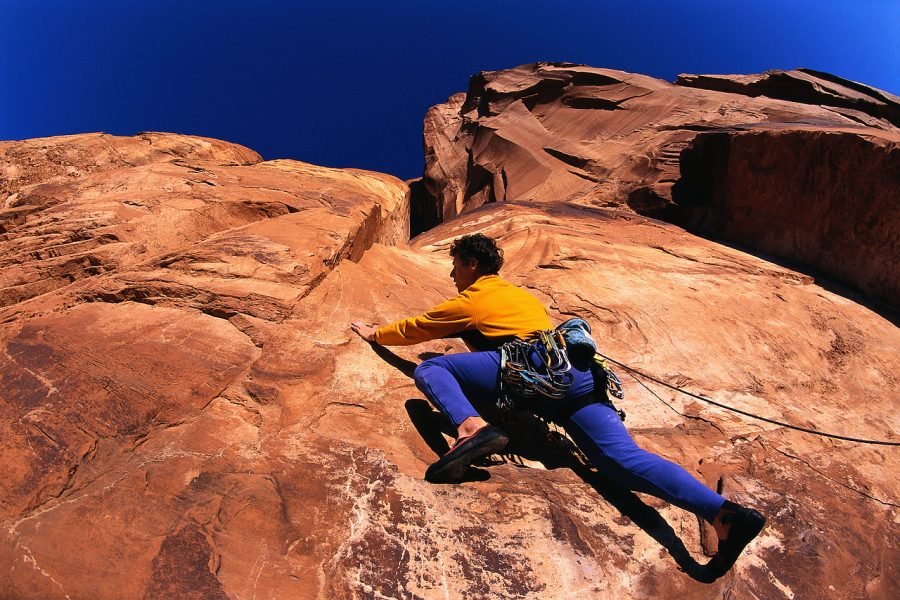 Deporte Joven: salida de iniciación a la escalada con cuerda - Rivas Ciudad