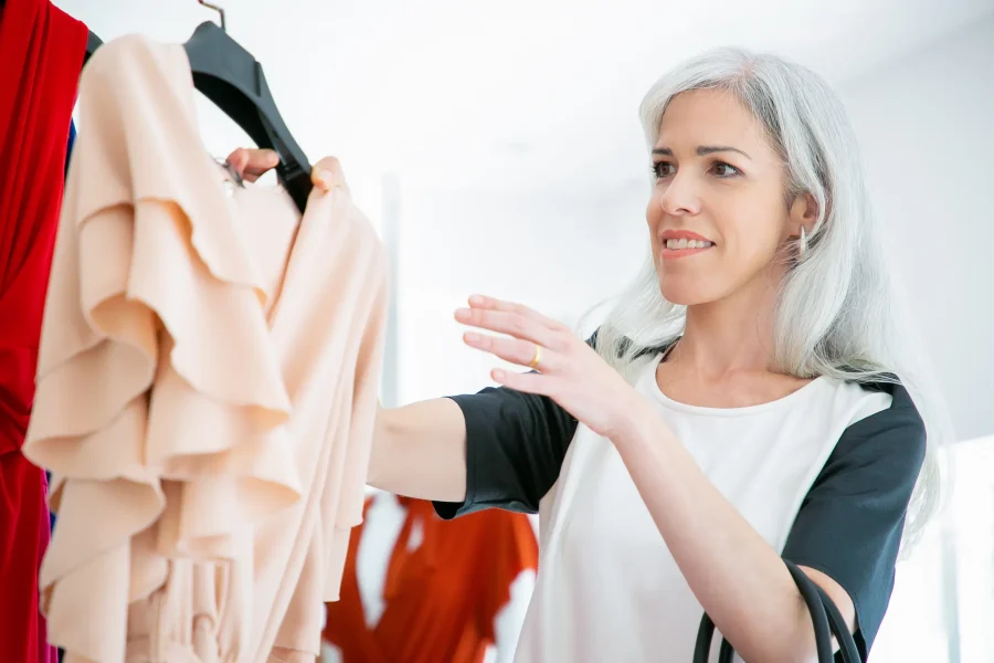 Casacas, blusas y blazer tienen muchas posibles combinaciones para esta primavera