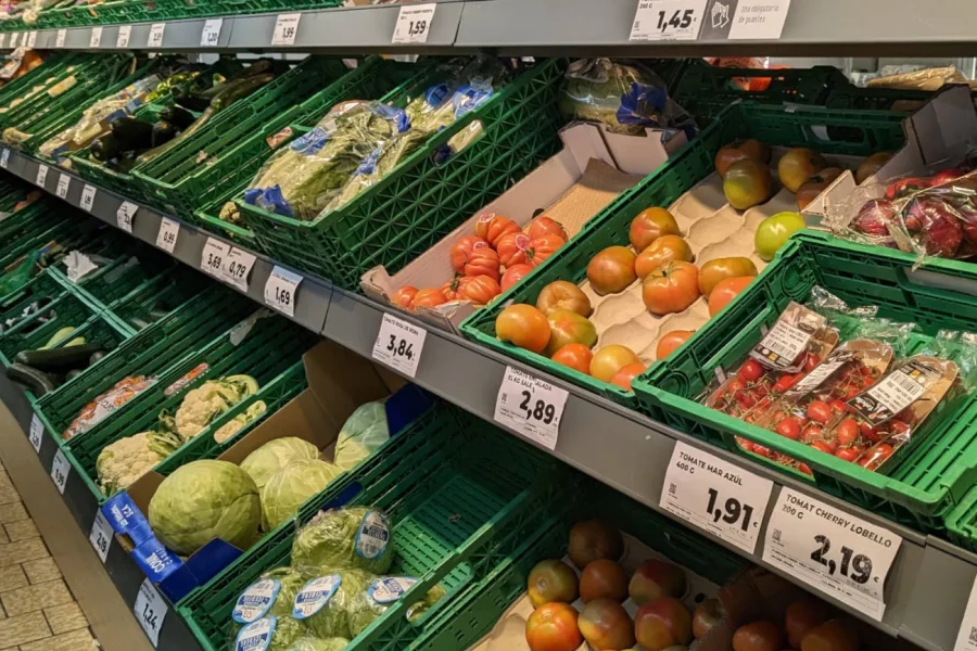 FACUA denuncia la subida de precios de los alimentos.