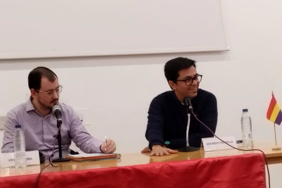 Gerardo Pisarello interviene en un acto sobre la República organizado por el Ateneo Republicano de Rivas.