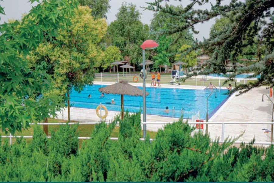 Rivas se encuentra entre los 15 municipios con más piscinas