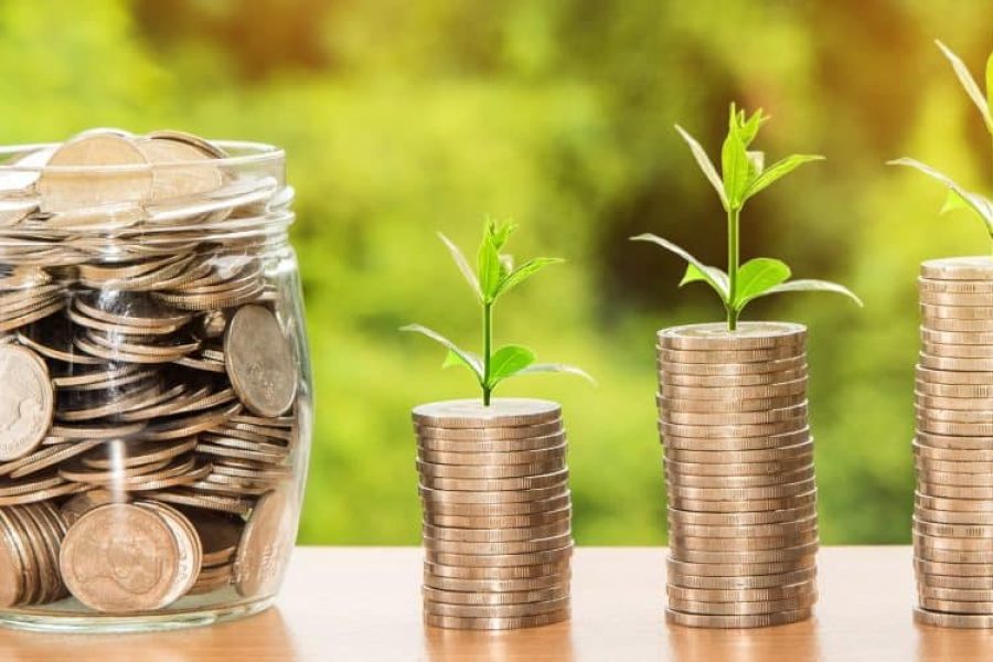 Las mujeres con alta cualificación cobran 2,65 euros menos