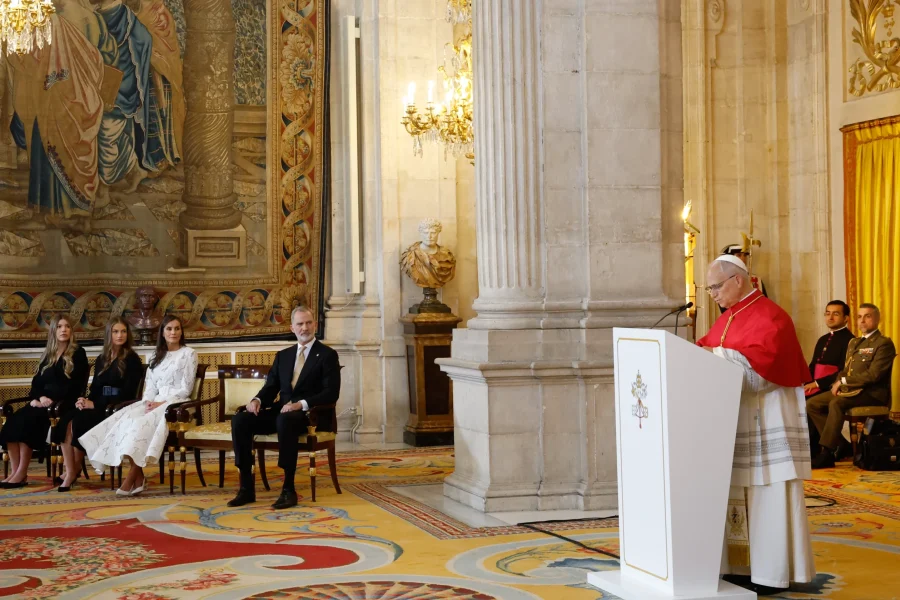 Acto institucional con motivo de la Visita a España de Su Santidad el Papa León XIV ofrecido por los Reyes, con la presencia también de la Princesa de Asturias y la Infanta Sofía, en el Palacio Real de Madrid. Foto: Casa Real